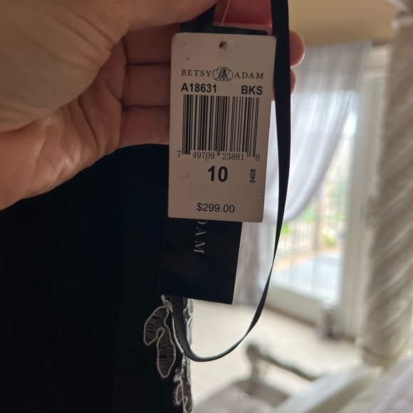 Betsy and Adam black gown - Picture 5 of 6